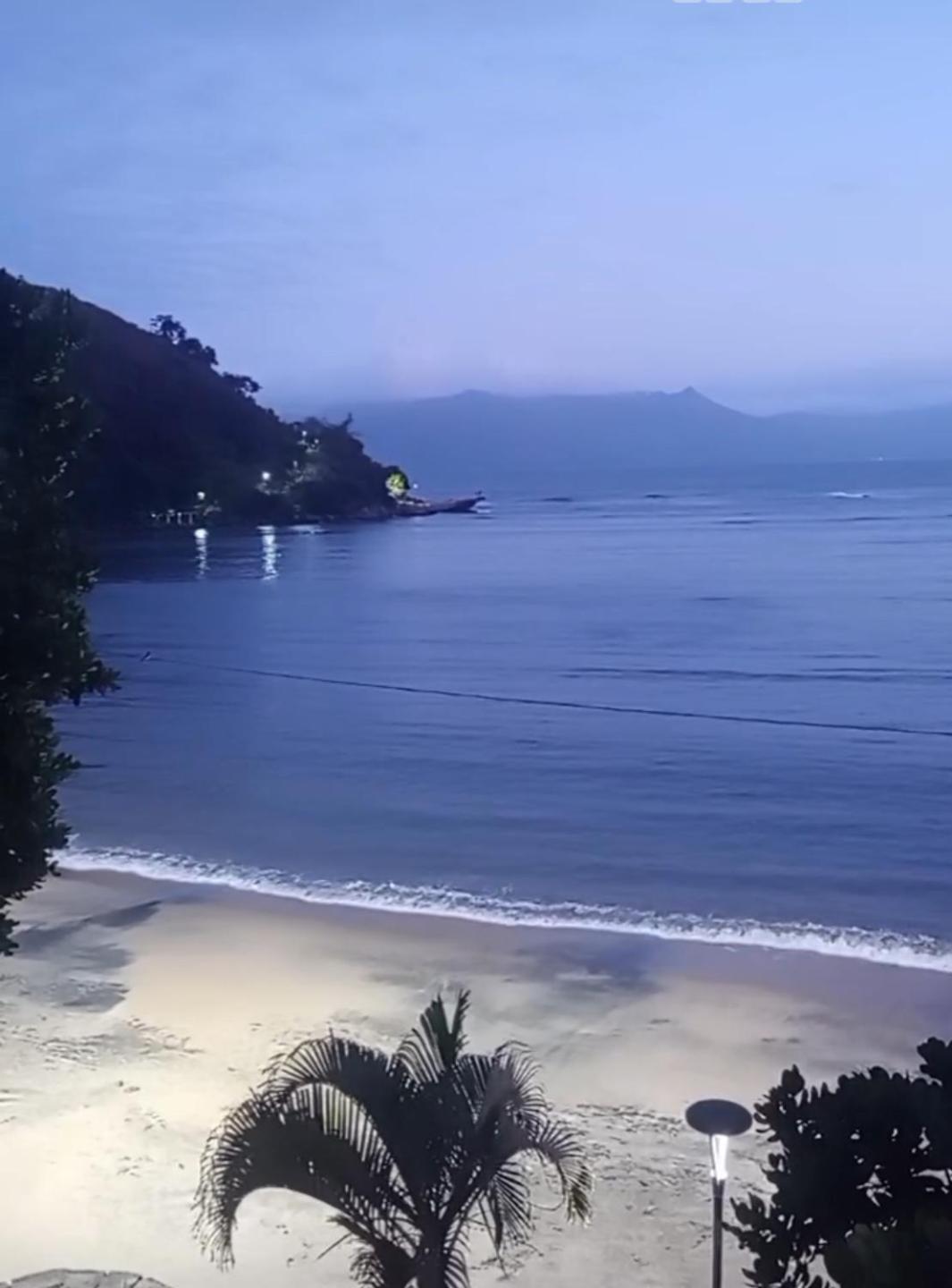 Pe Na Areia Prainha - Pedra Do Jacare Apartment Caraguatatuba